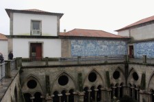 Porto, cath&eacute;drale, clo&icirc;tre, azulejos