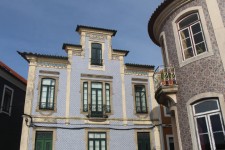 Aveiro, quai de Botir&otilde;es, fa&ccedil;ade typique