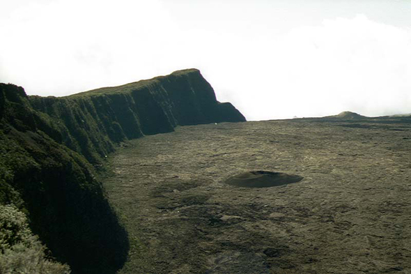 Cratère, Piton de la Fournaise