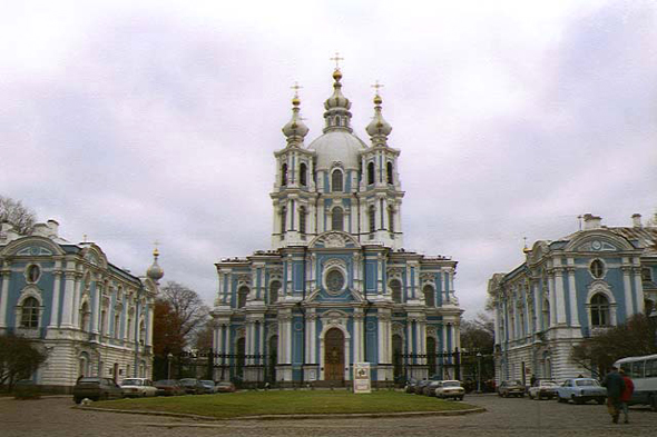 Saint-Petersbourg, Smolny