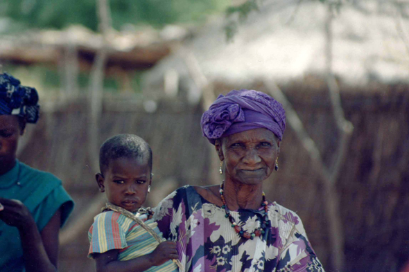 Touba, Sénégalaise, enfant