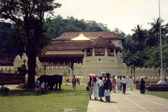 Kandy, temple de la Dent