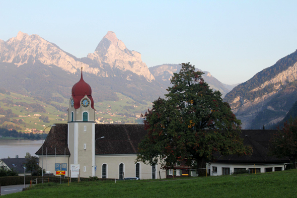 Lauerzer See