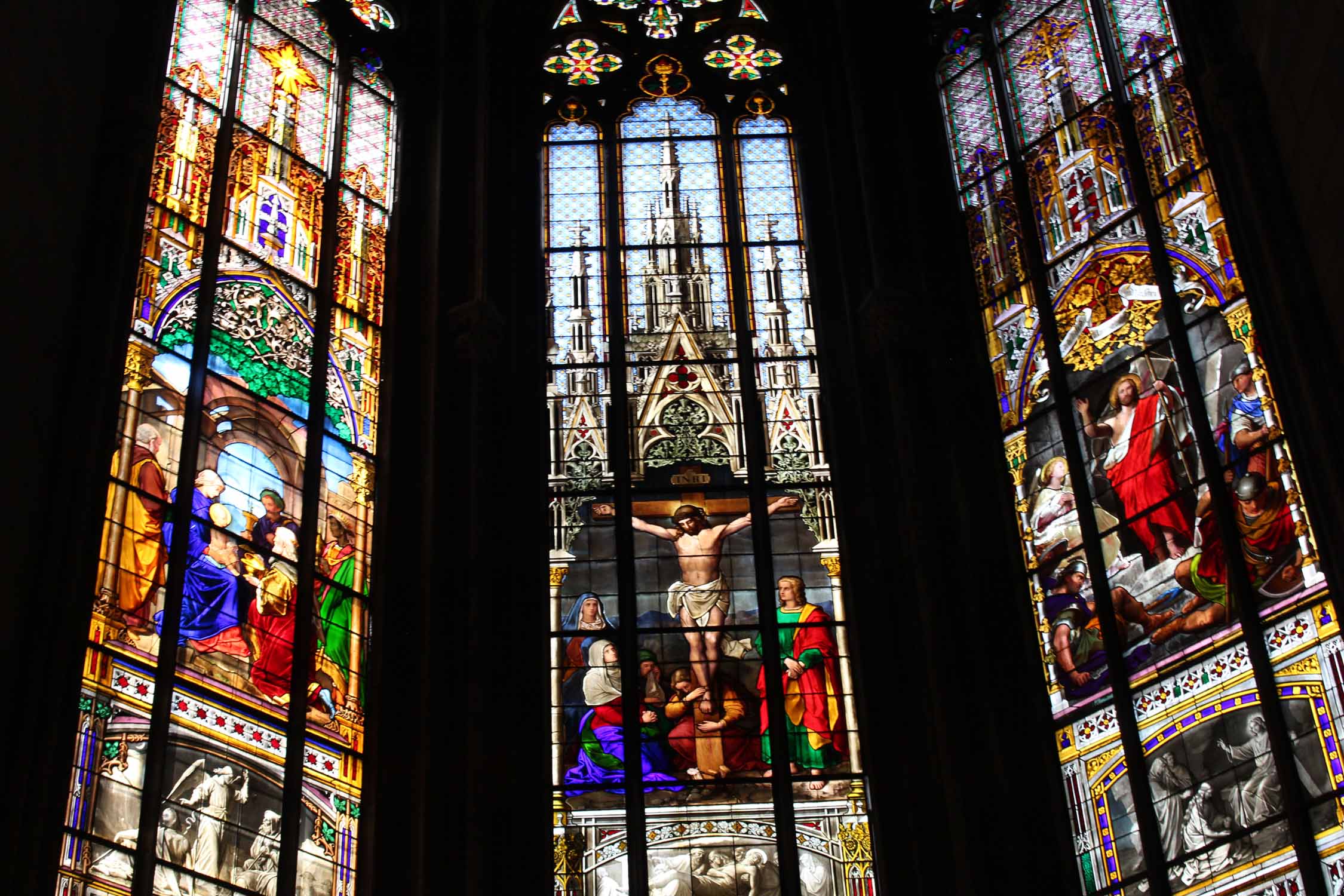Bâle, église Sainte-Elisabeth, vitraux