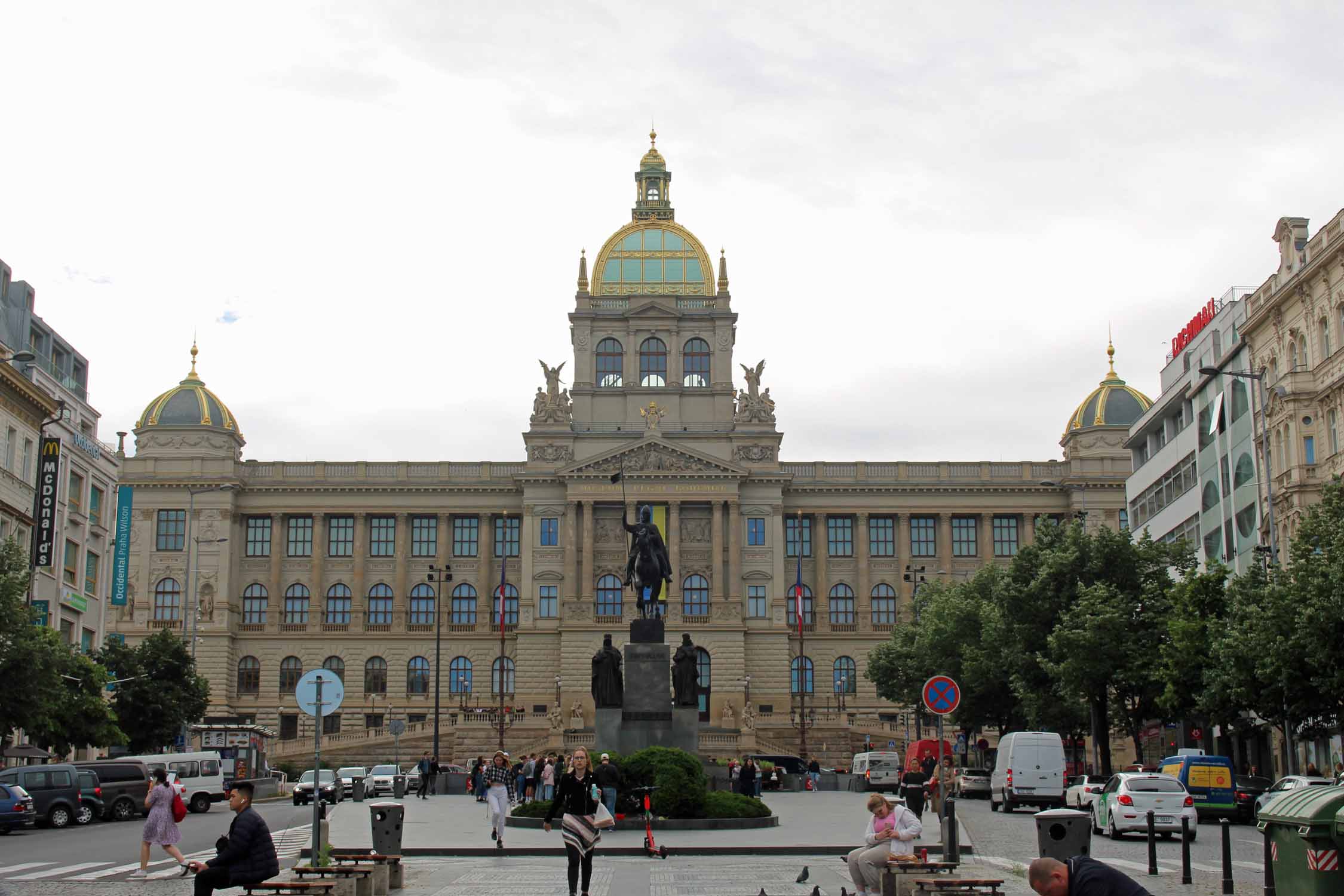 Prague, Place Venceslas