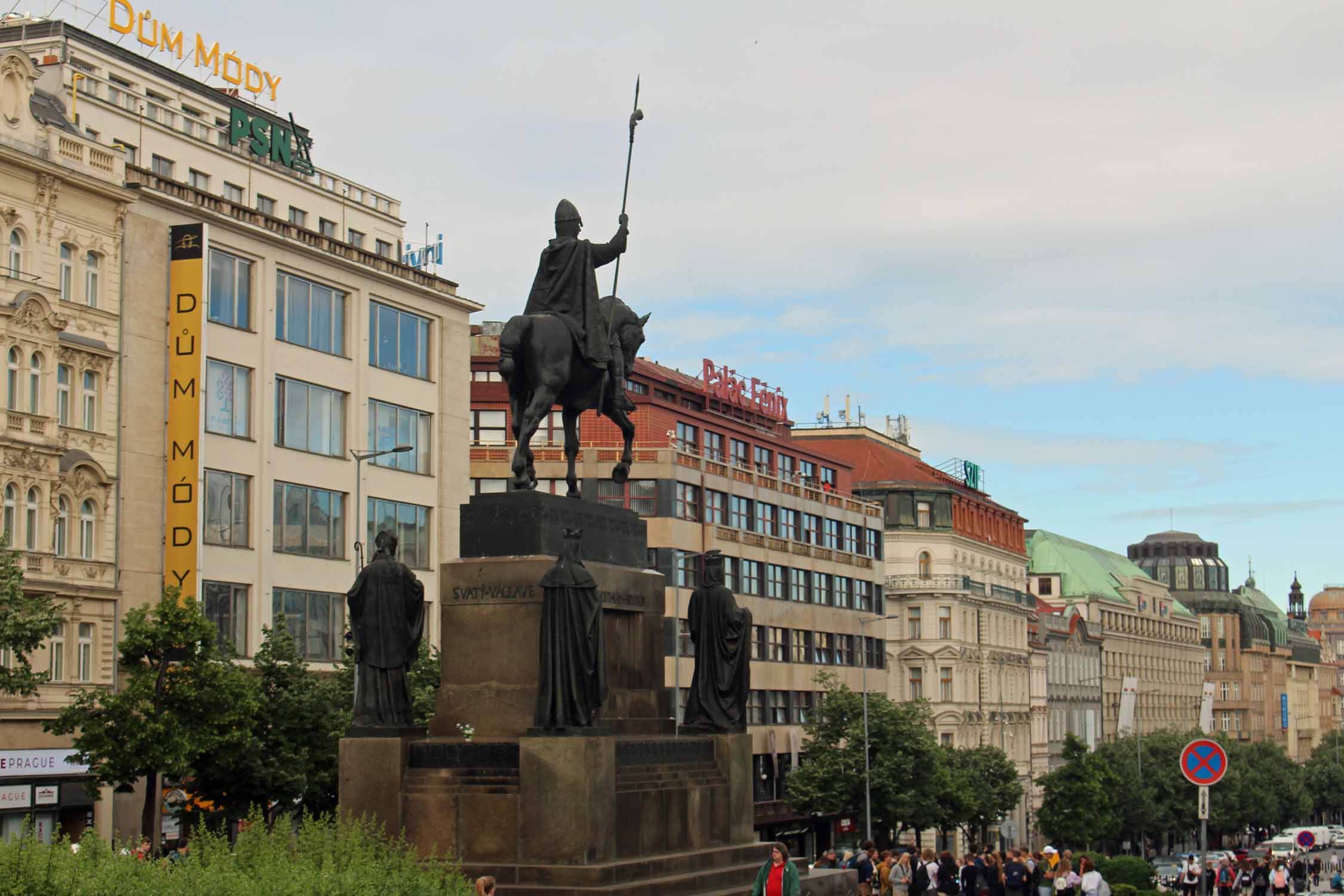 Prague, statue équestre Saint-Venceslas