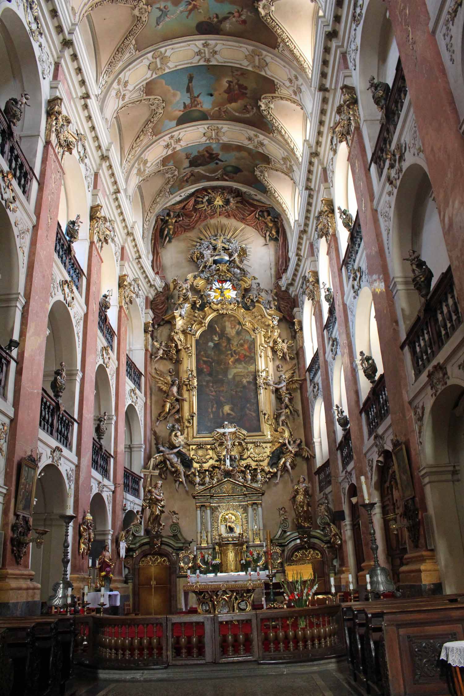 Prague, église Saint-Nicolas, intérieur