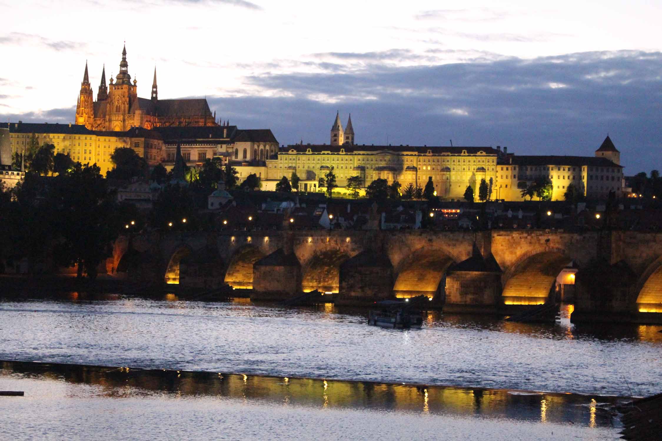 Château de Prague, nuit