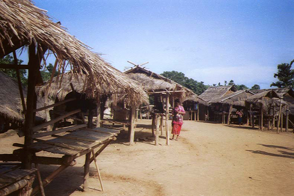 Village Akha