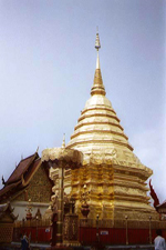 Do&iuml; Suthep, Chedi