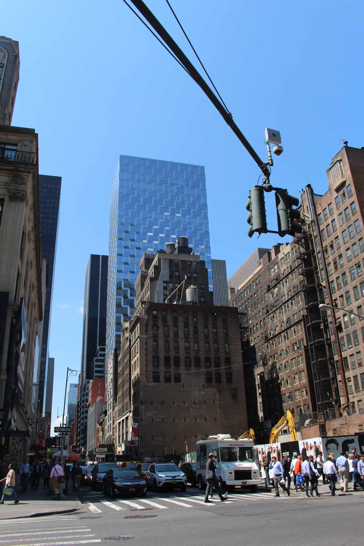 New York, Manhattan, tours typiques, Quarante-sixième rue