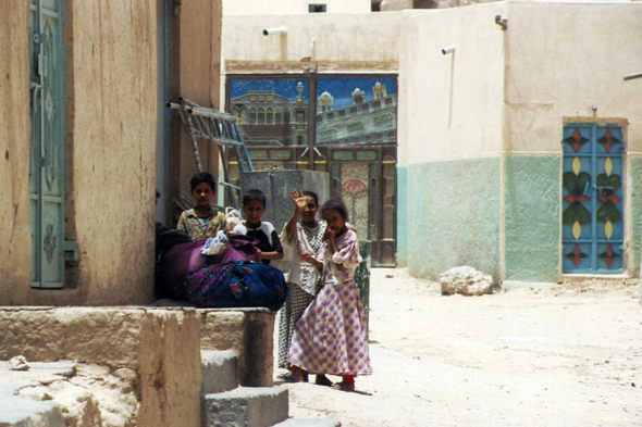 Al-Hajjarayn, enfants