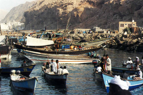 Al-Mukalla, Port