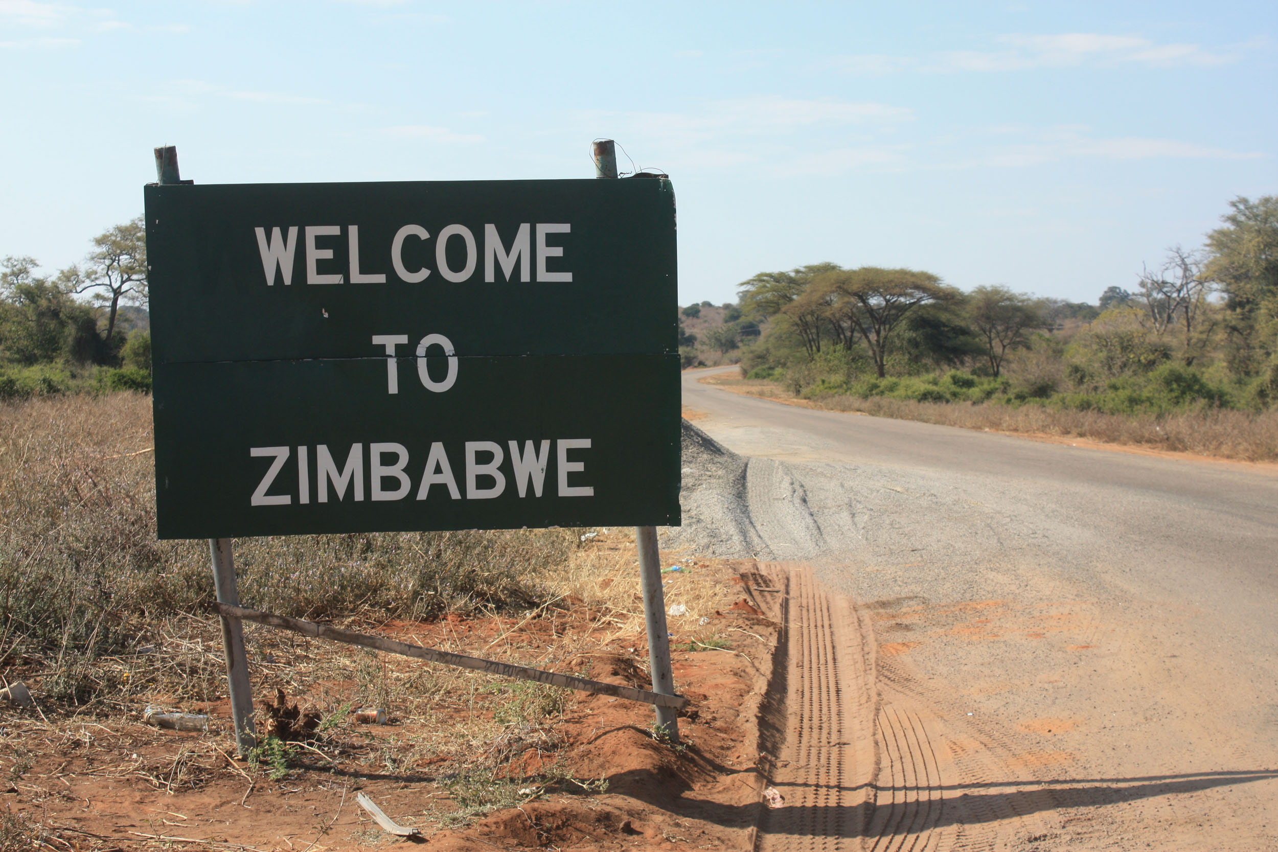 Zimbabwe, panneau bienvenue