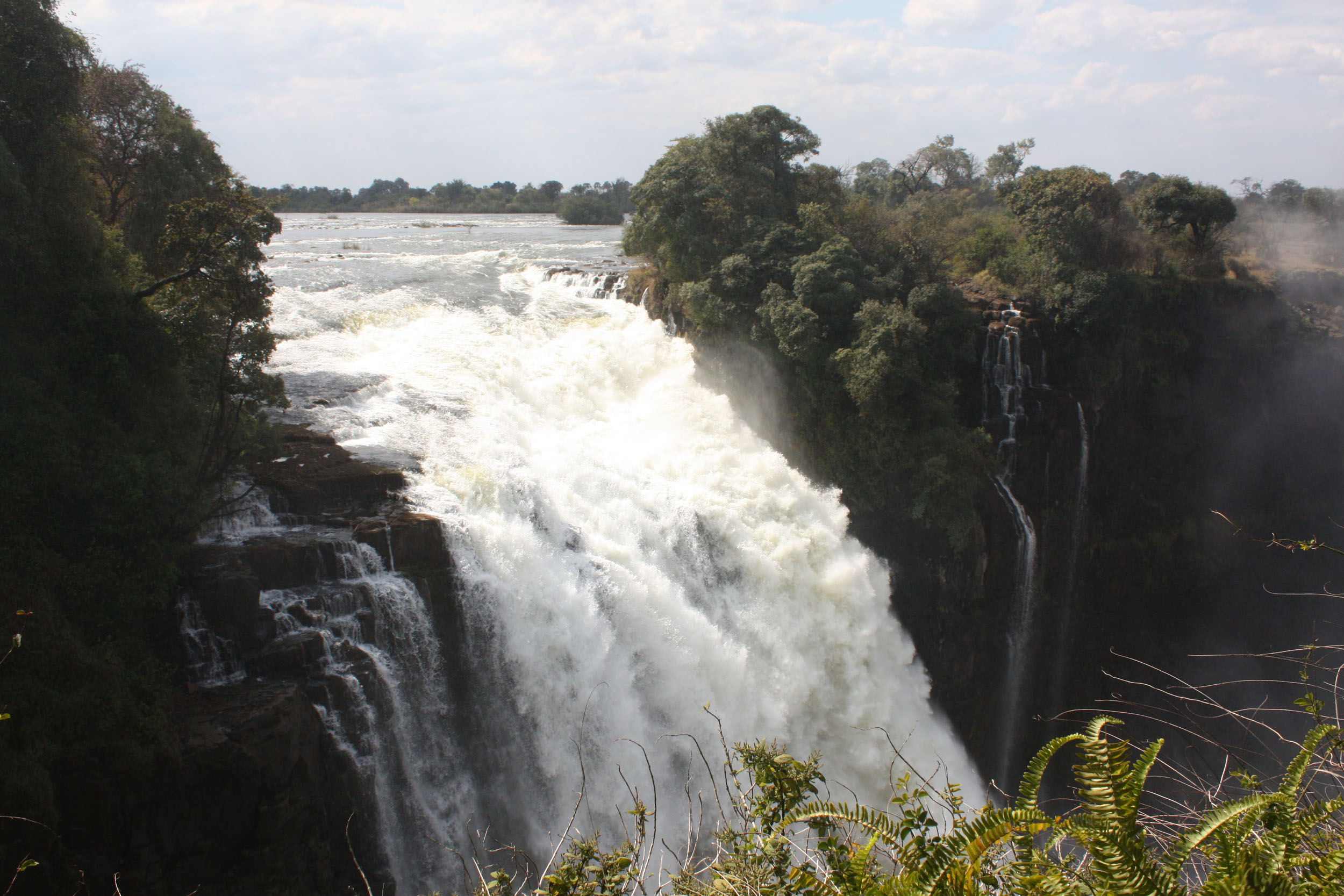 Chutes Victoria, Zimbabwe, rives